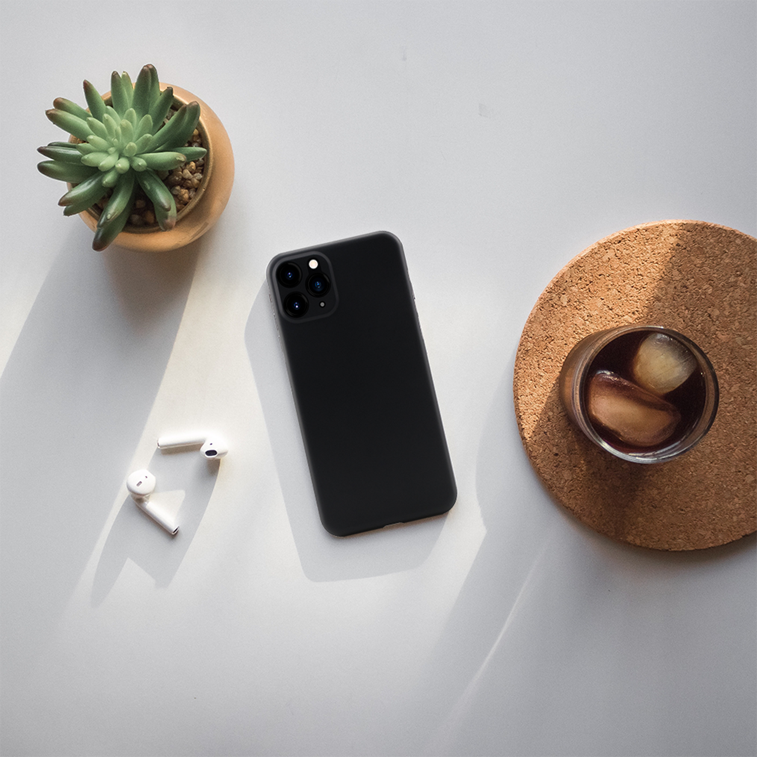 ultra slim Case iPhone 11 black & transparent